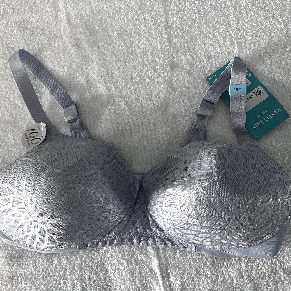 Vanity Fair Full Figure floral bra 38C